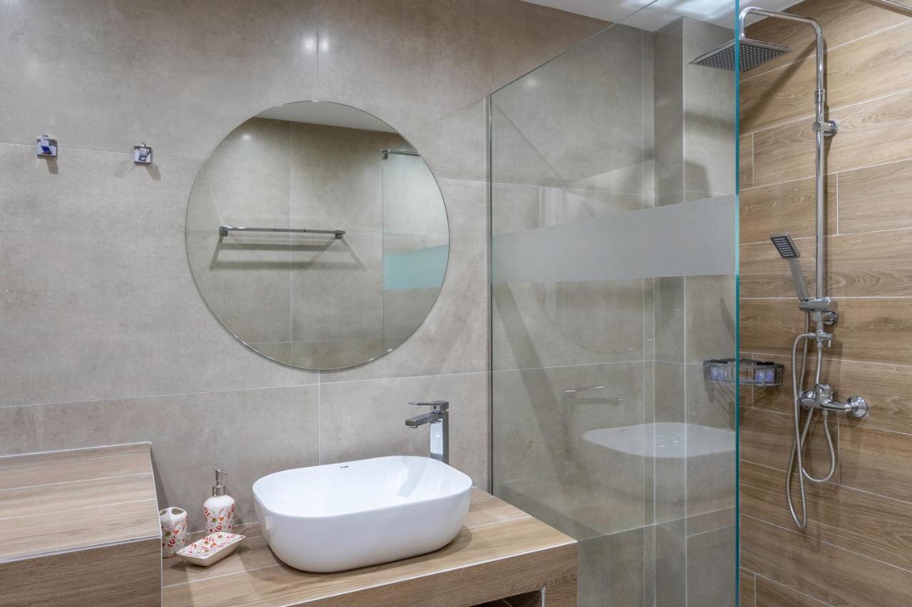 Harmony 2Br Apartment In Атина Екстериор снимка